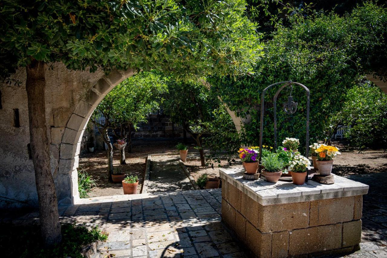 Antica Casina B&B Di Charme Pulsano Kültér fotó